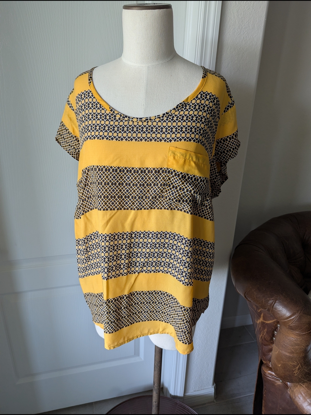 Kenar Yellow and Black Patterned Short Sleeve Blouse